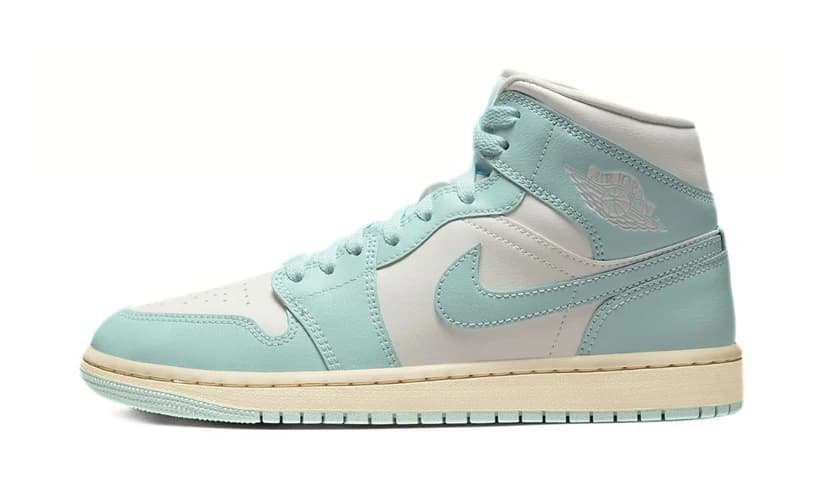 AIR JORDAN 1 MID LIGHT DEW (W)