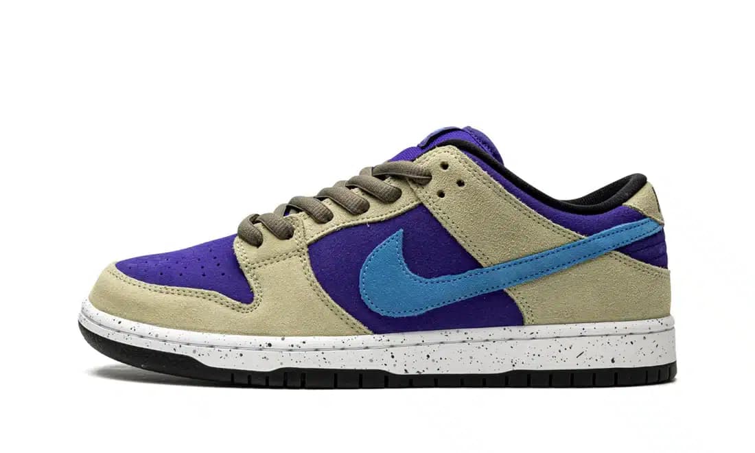 NIKE SB DUNK LOW ACG CELADON