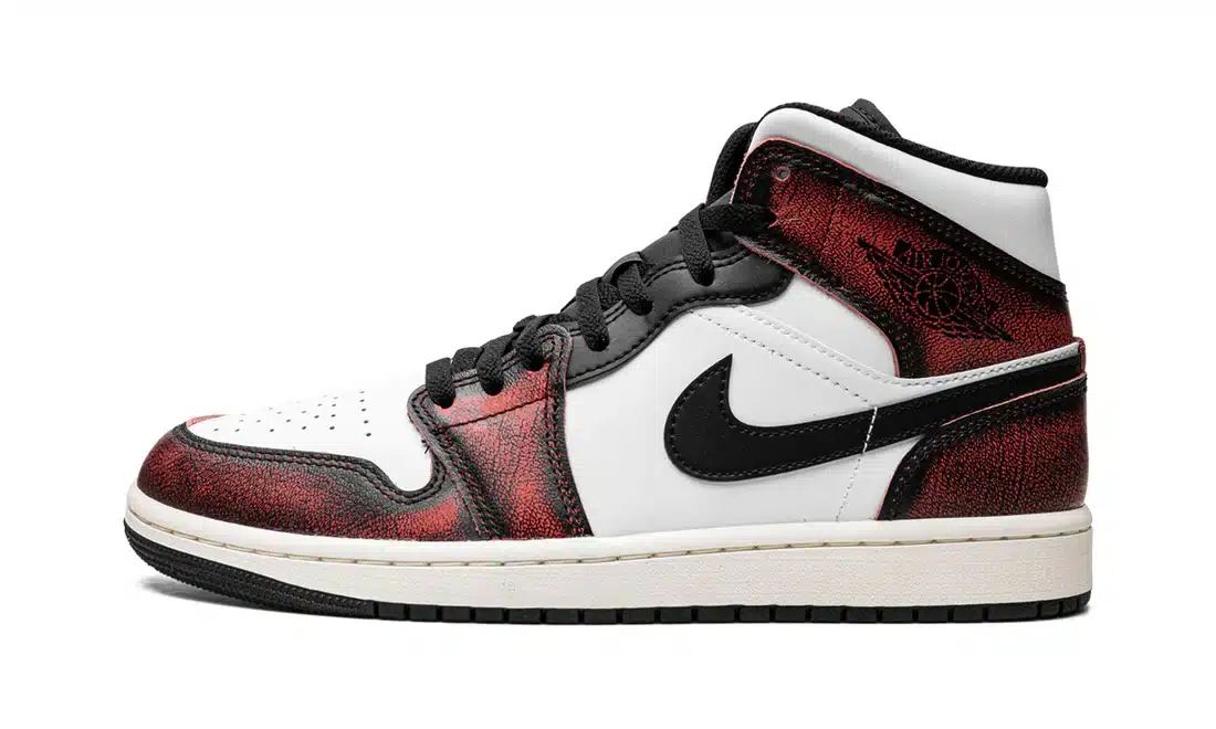 AIR JORDAN 1 MID WEAR-AWAY CHICAGO