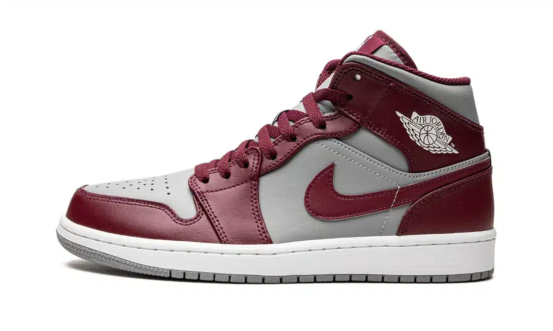 AIR JORDAN 1 MID CHERRYWOOD RED