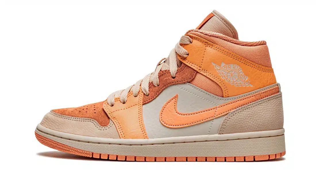 AIR JORDAN 1 MID APRICOT ORANGE (W)