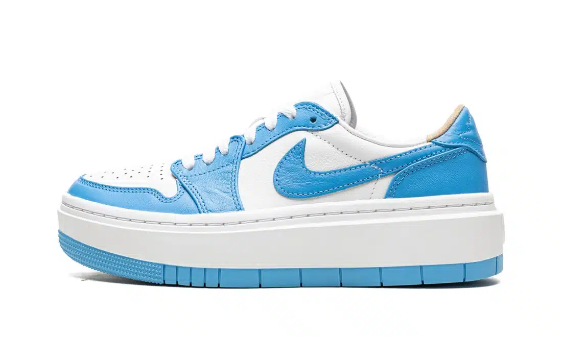 AIR JORDAN 1 LOW ELEVATE UNIVERSITY BLUE (W)