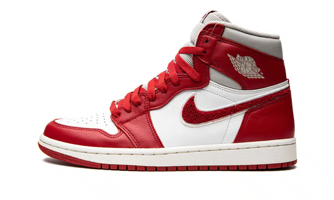 AIR JORDAN 1 HIGH VARSITY RED (W)
