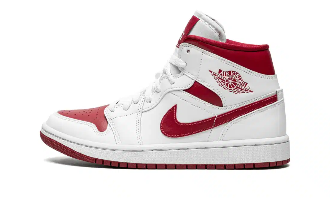 AIR JORDAN 1 MID REVERSE CHICAGO (W)